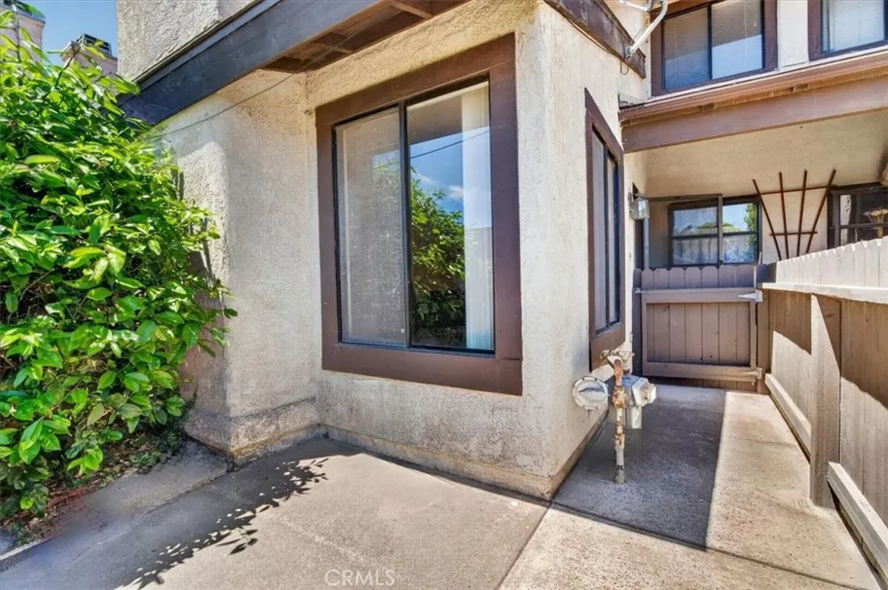 1302 W Apricot Lompoc, CA 93436