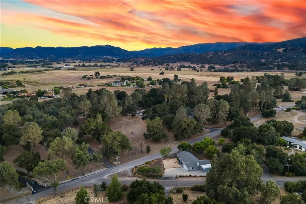 14740 Morningside Road Atascadero, CA 93422