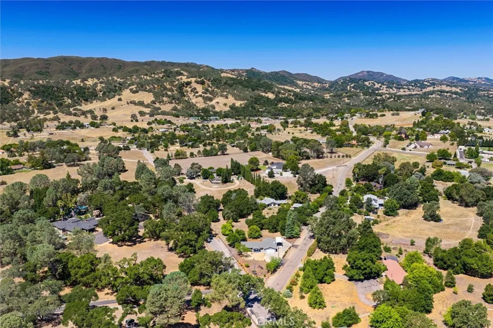 14740 Morningside Road Atascadero, CA 93422