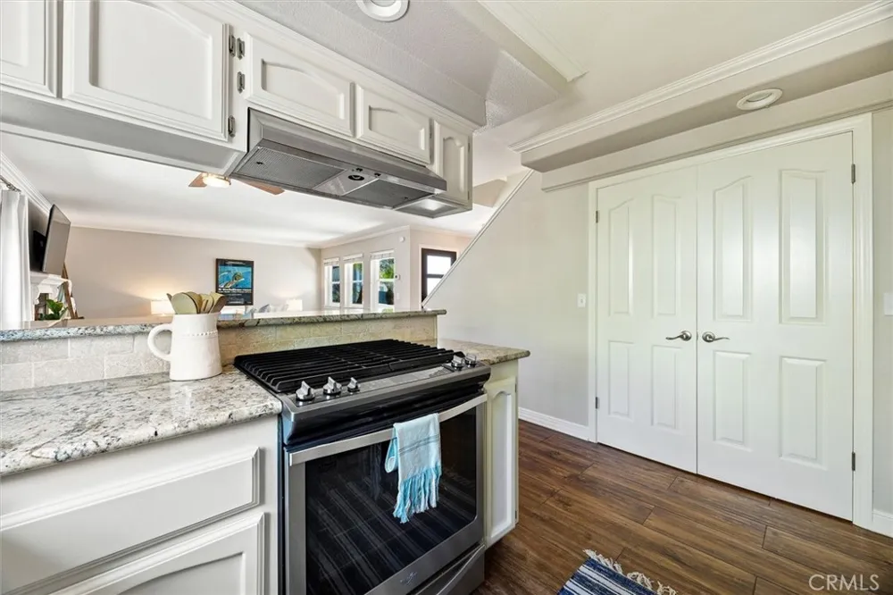 161 Newport Avenue Grover Beach, CA 93433