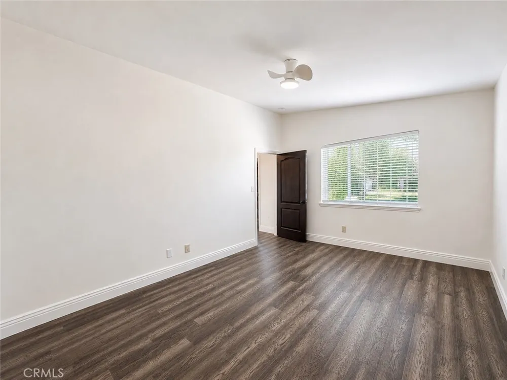 10304 Crandon Park Drive Bakersfield, CA 93312