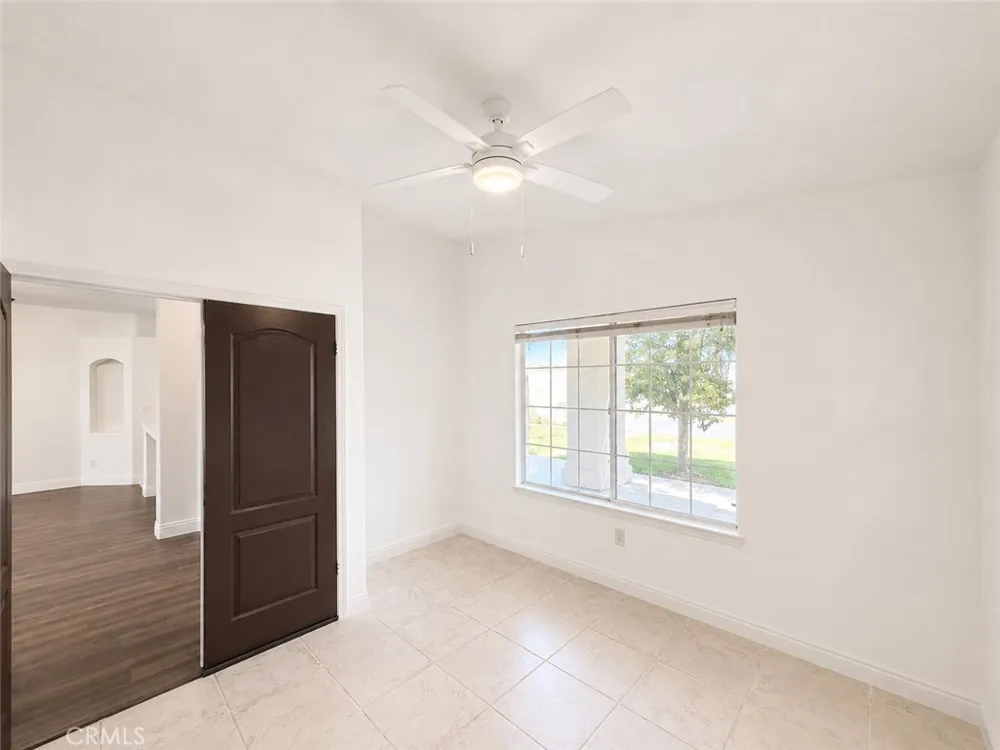 10304 Crandon Park Drive Bakersfield, CA 93312