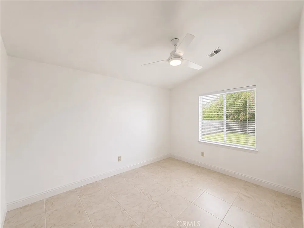 10304 Crandon Park Drive Bakersfield, CA 93312