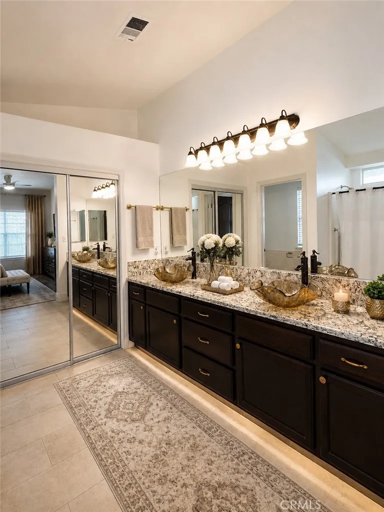 10304 Crandon Park Drive Bakersfield, CA 93312