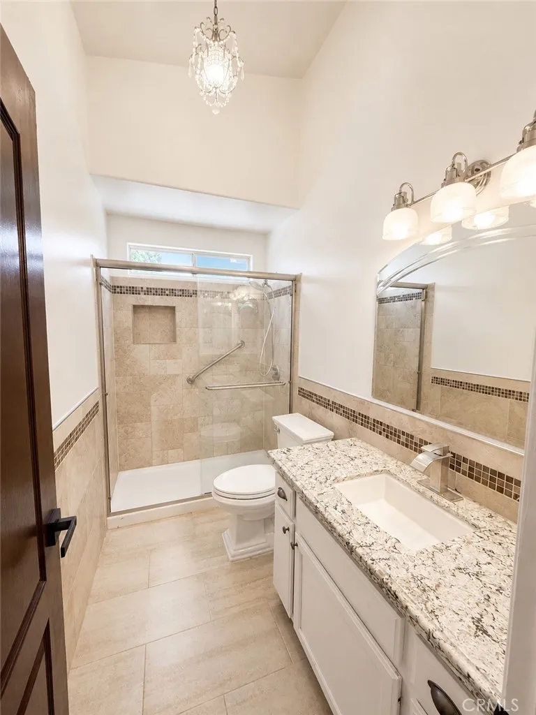 10304 Crandon Park Drive Bakersfield, CA 93312