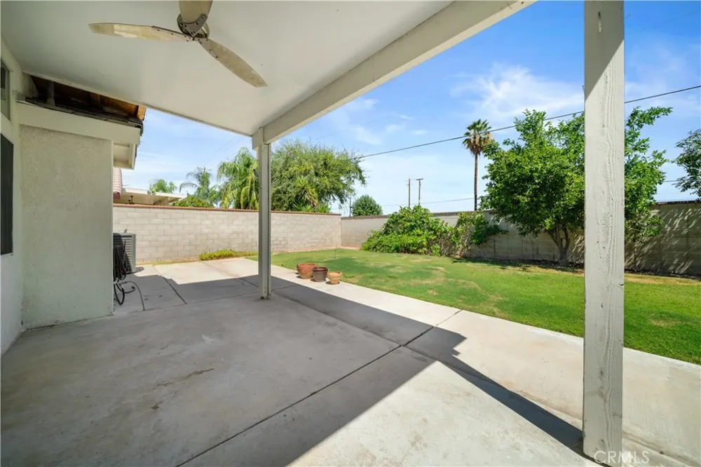 10304 Crandon Park Drive Bakersfield, CA 93312