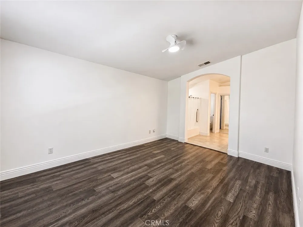 10304 Crandon Park Drive Bakersfield, CA 93312