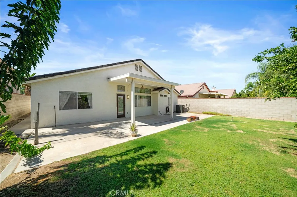 10304 Crandon Park Drive Bakersfield, CA 93312