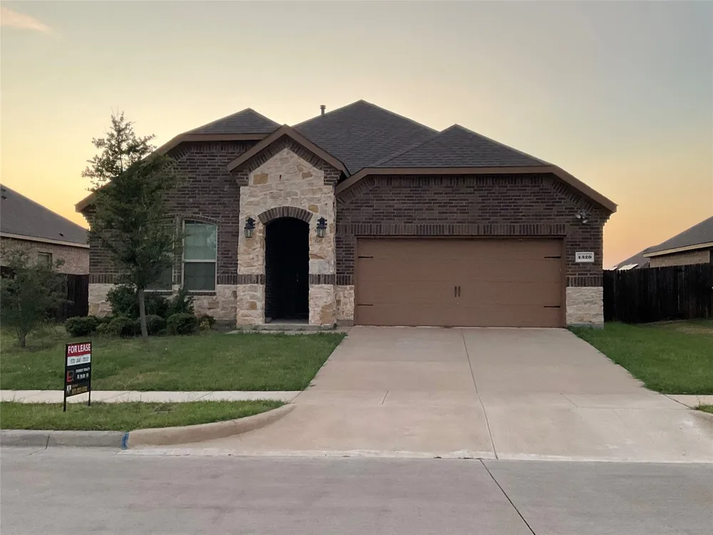 4320 Shadow Drive Forney, TX 75126