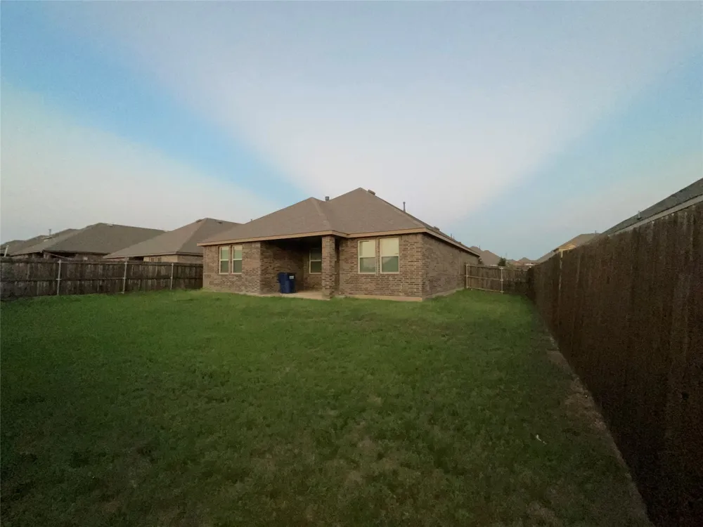 4320 Shadow Drive Forney, TX 75126