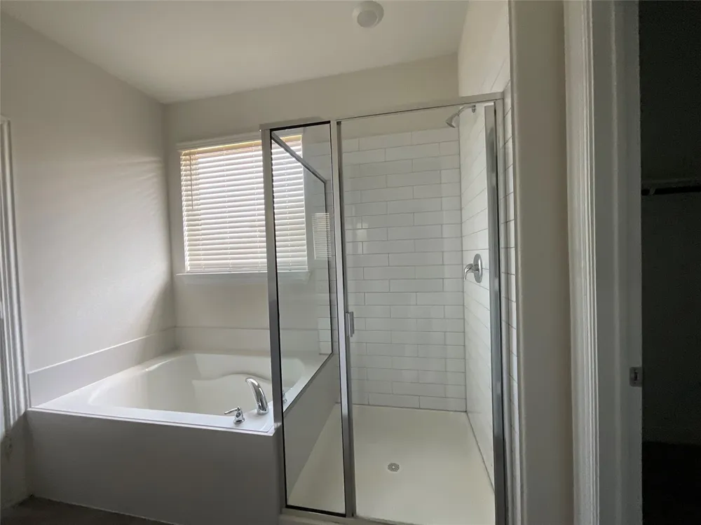 4320 Shadow Drive Forney, TX 75126