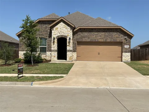 4320 Shadow Drive
