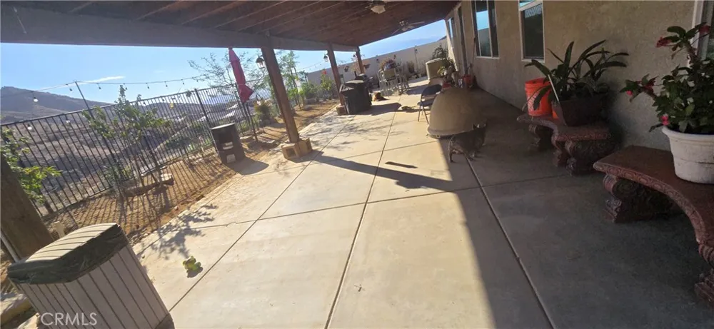 8221 Muir Lane Riverside, CA 92507