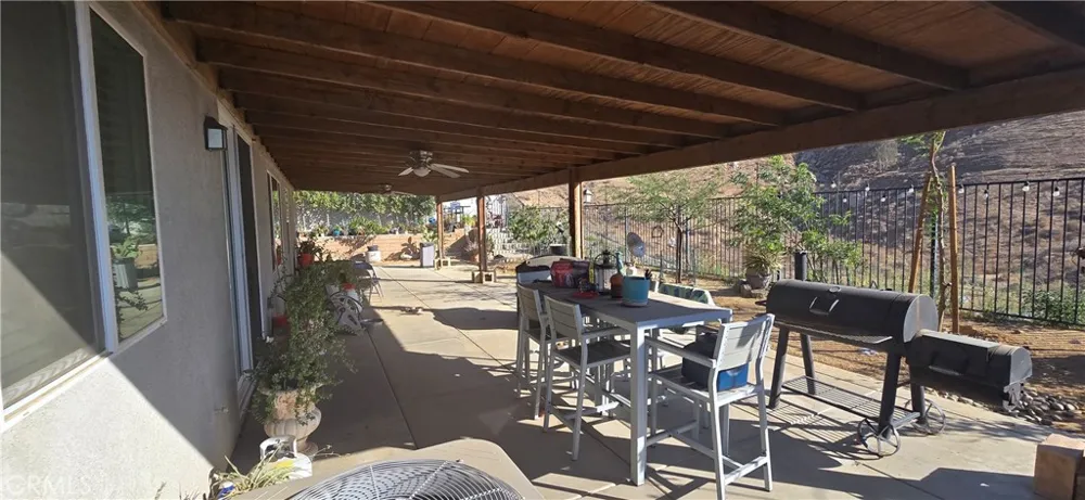 8221 Muir Lane Riverside, CA 92507