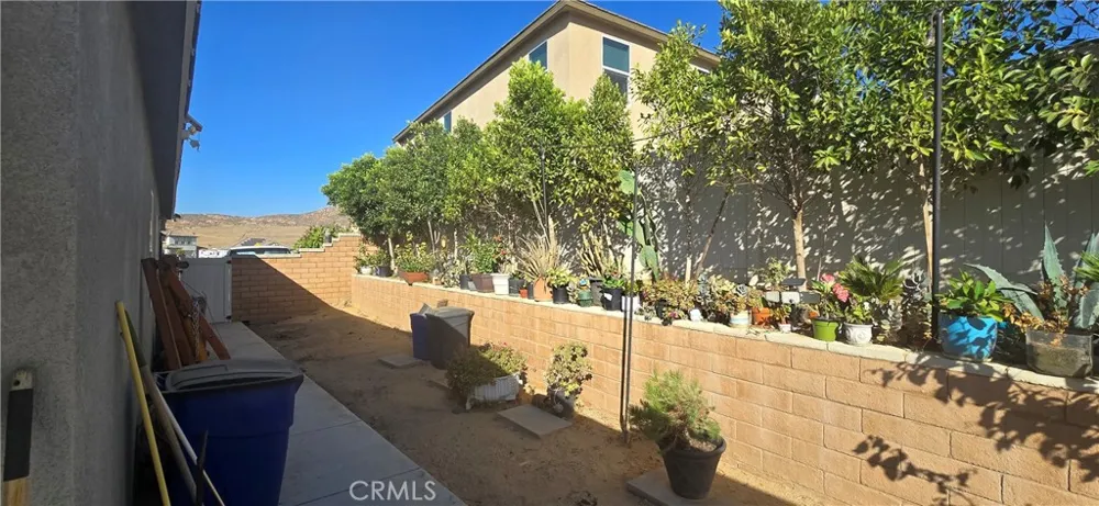 8221 Muir Lane Riverside, CA 92507