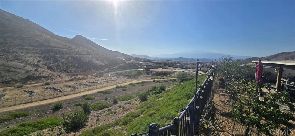 8221 Muir Lane Riverside, CA 92507