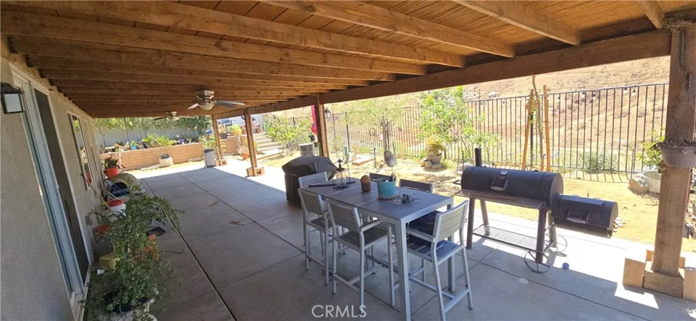8221 Muir Lane Riverside, CA 92507