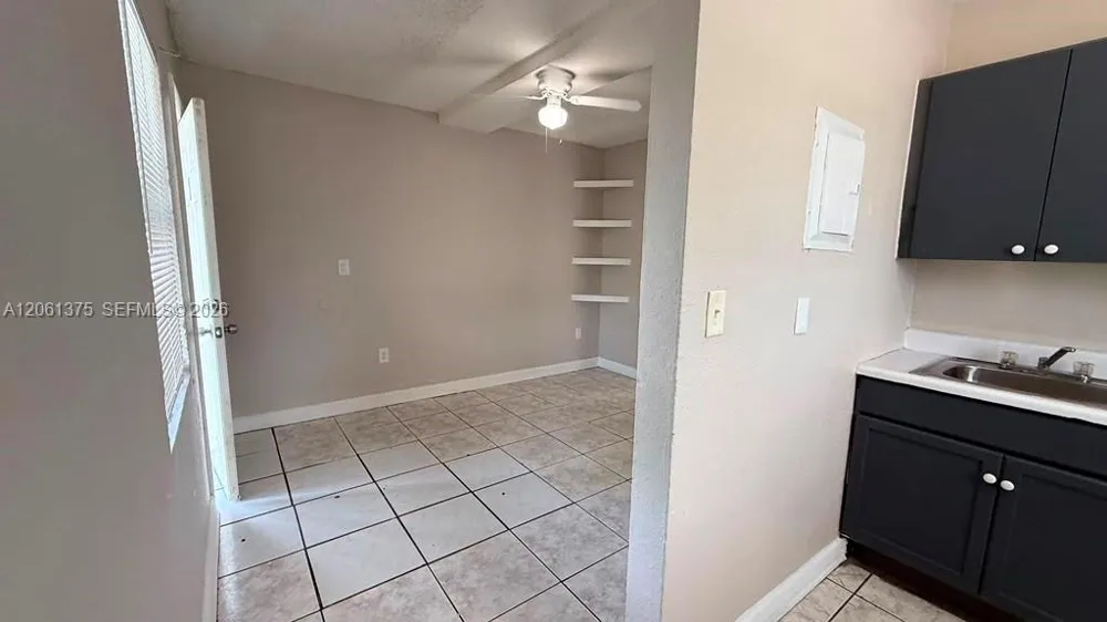 6901 NW 8th Ave #5 Miami, FL 33150