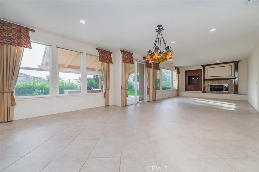 5435 Vista Del Mar Yorba Linda, CA 92887