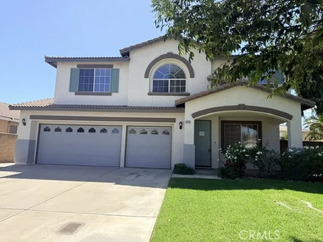 5732 Ridgemark Fontana, CA 92336