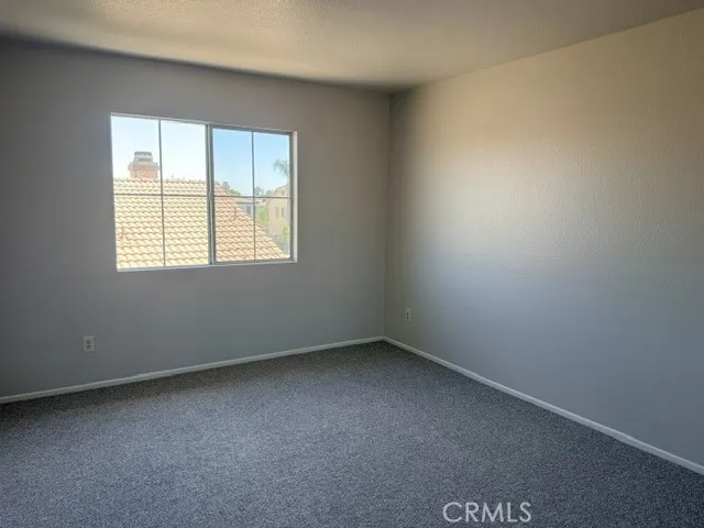 5732 Ridgemark Fontana, CA 92336