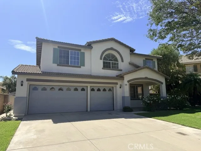 5732 Ridgemark Fontana, CA 92336