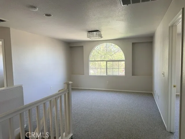 5732 Ridgemark Fontana, CA 92336