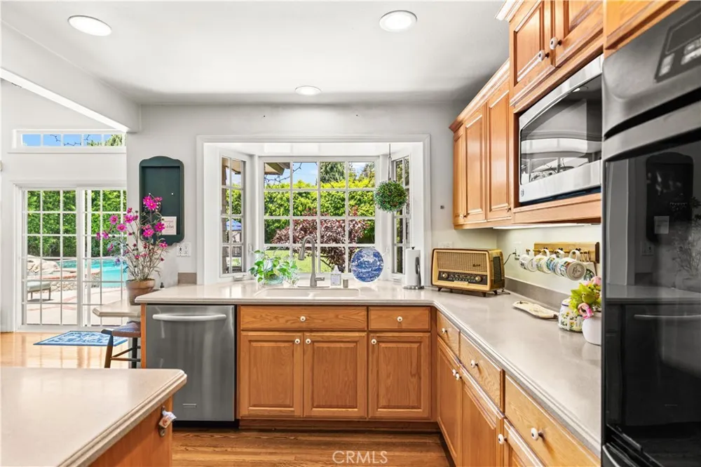 135 E Las Flores Ave Arcadia, CA 91006