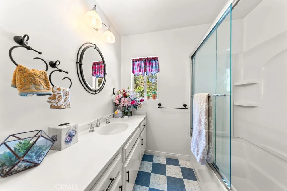 135 E Las Flores Ave Arcadia, CA 91006