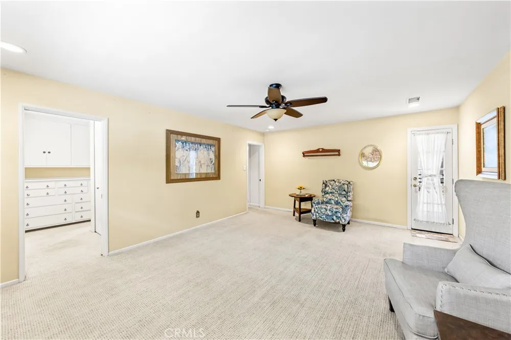 135 E Las Flores Ave Arcadia, CA 91006