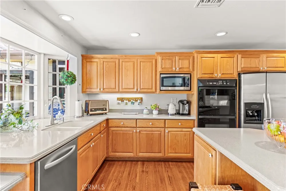135 E Las Flores Ave Arcadia, CA 91006