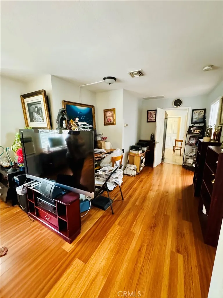2630 Maceo Street Los Angeles, CA 90065