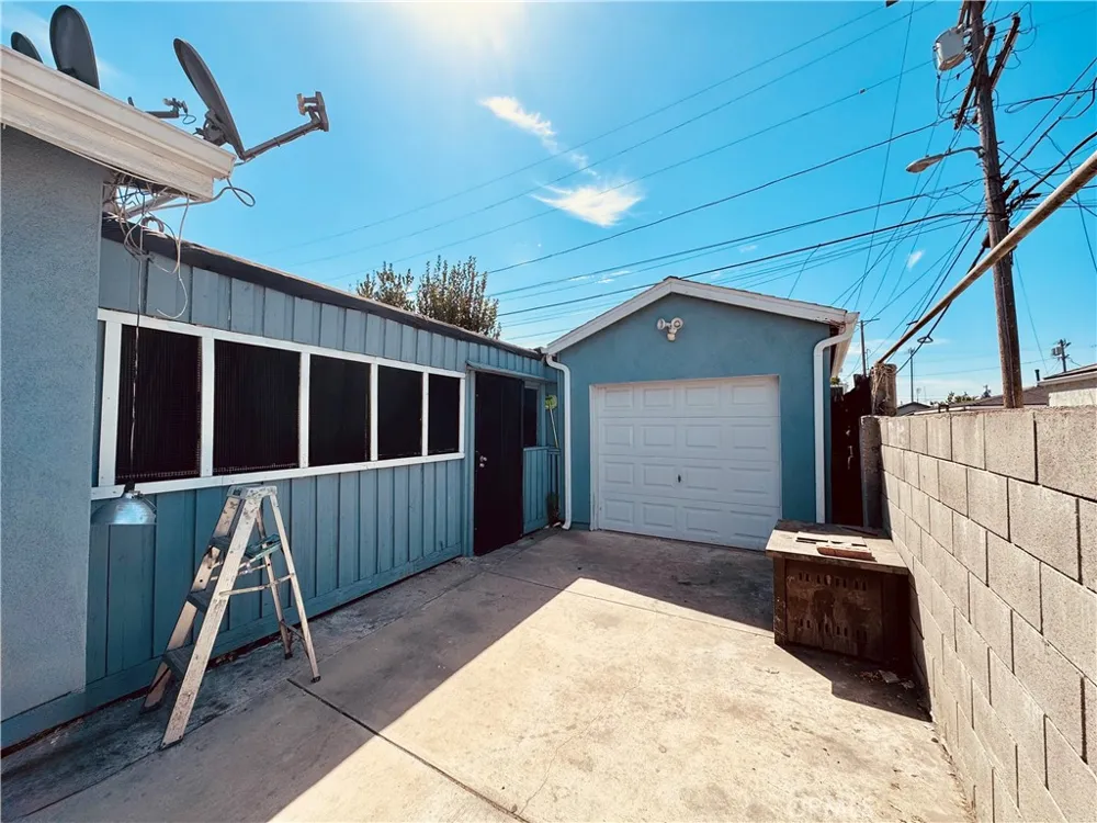 2630 Maceo Street Los Angeles, CA 90065