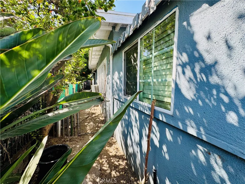 2630 Maceo Street Los Angeles, CA 90065