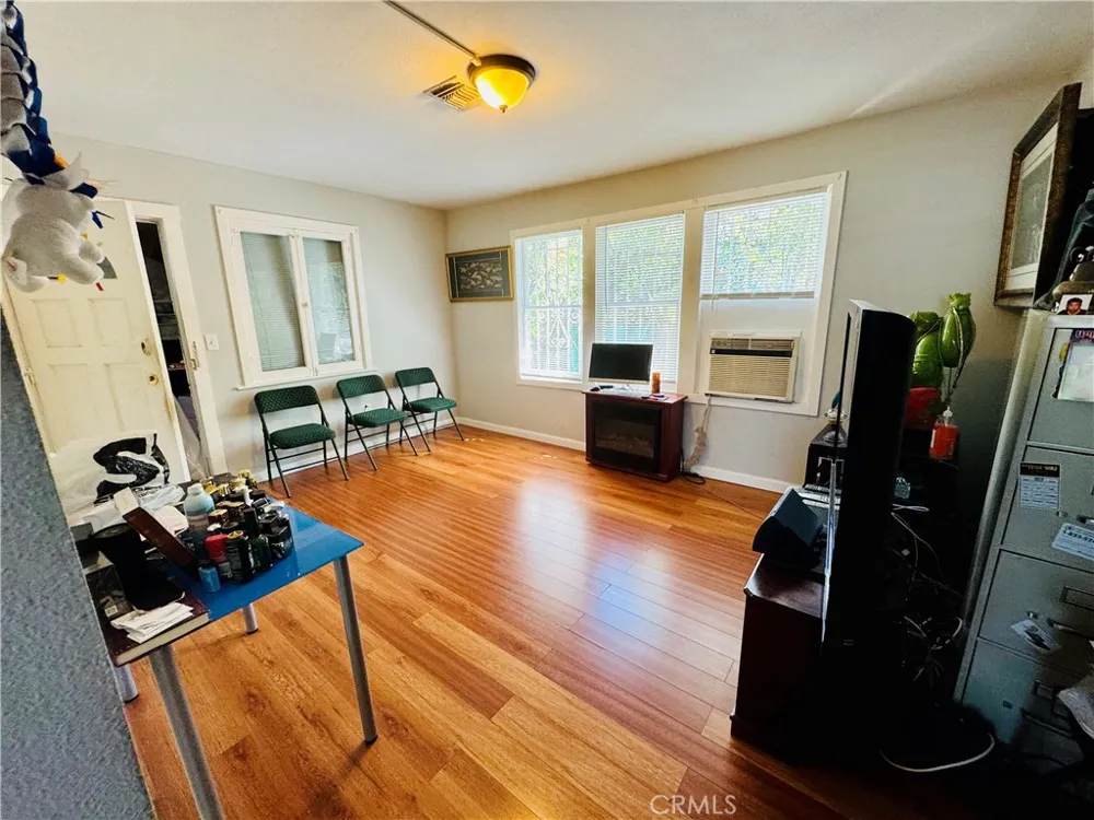 2630 Maceo Street Los Angeles, CA 90065