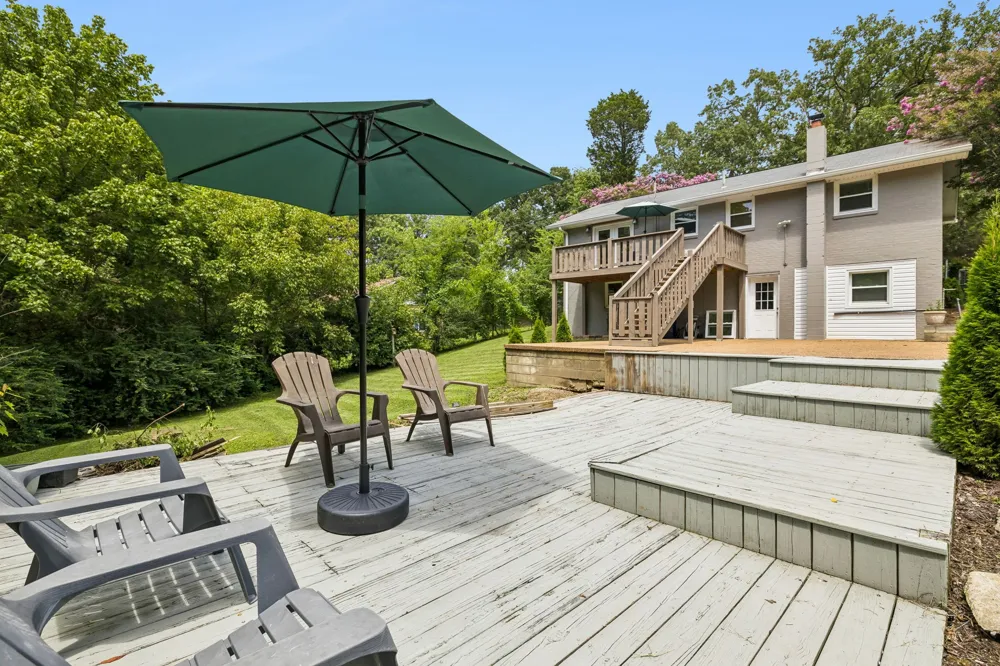1109 Taylor Town Rd White Bluff, TN 37187
