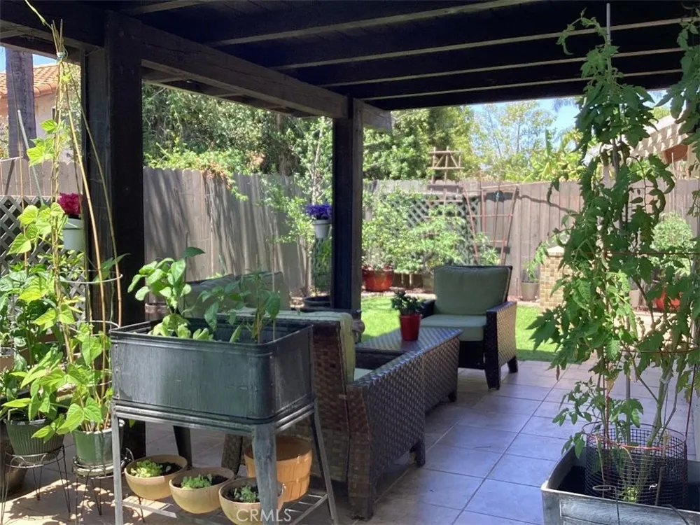 12568 Rideabout Court San Diego, CA 92129