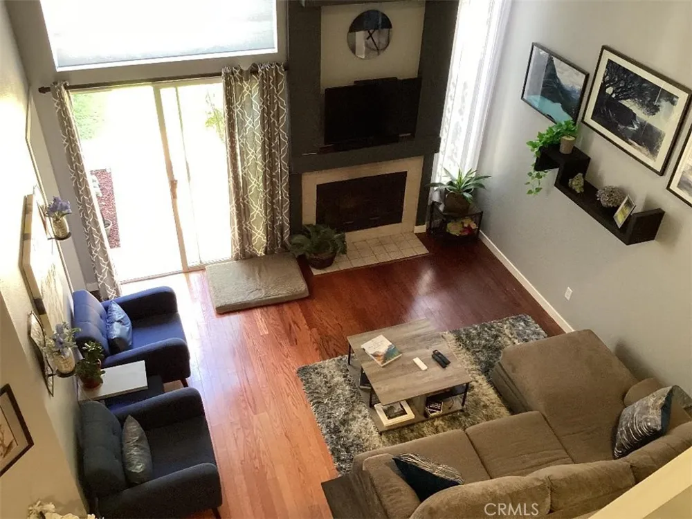 12568 Rideabout Court San Diego, CA 92129