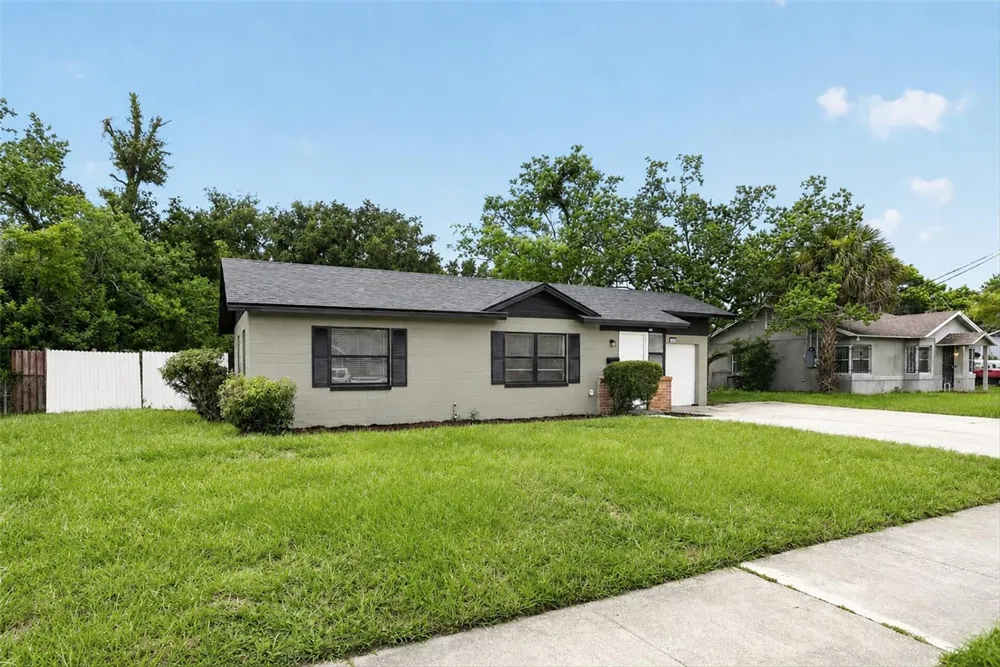 3402 LEWIS COURT Orlando, FL 32805