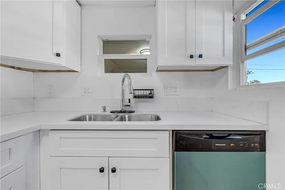 415 Santa Fe Hemet, CA 92543