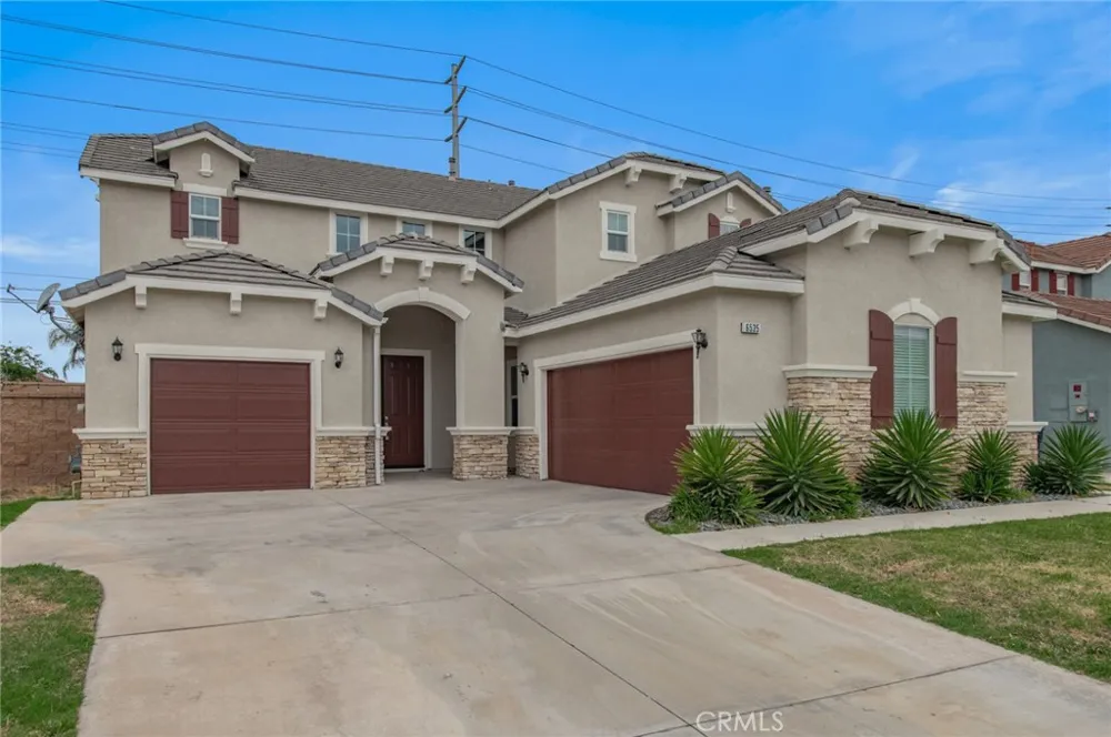 6535 Caxton Eastvale, CA 91752