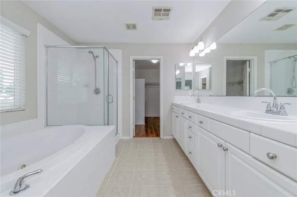 6535 Caxton Eastvale, CA 91752