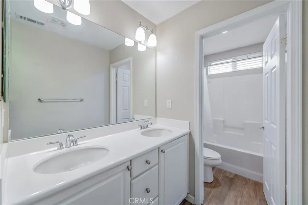 6535 Caxton Eastvale, CA 91752