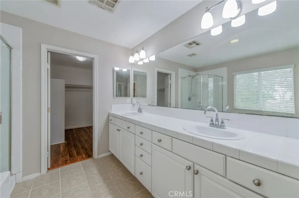 6535 Caxton Eastvale, CA 91752