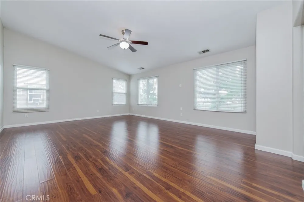 6535 Caxton Eastvale, CA 91752