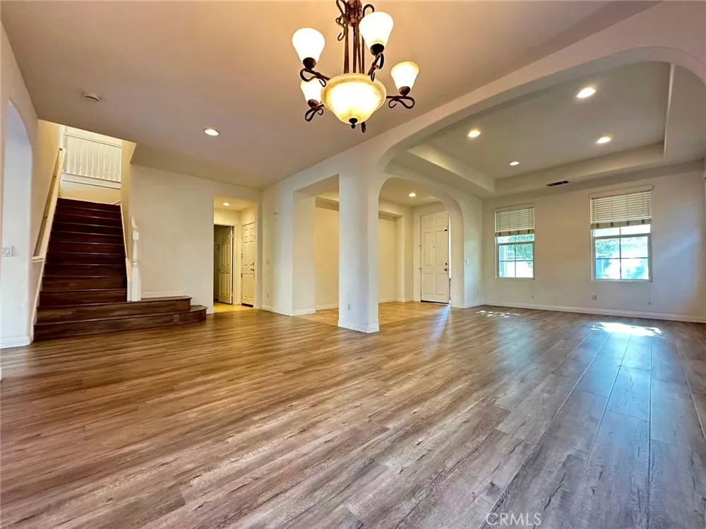 6429 Amber Sky Way Eastvale, CA 92880