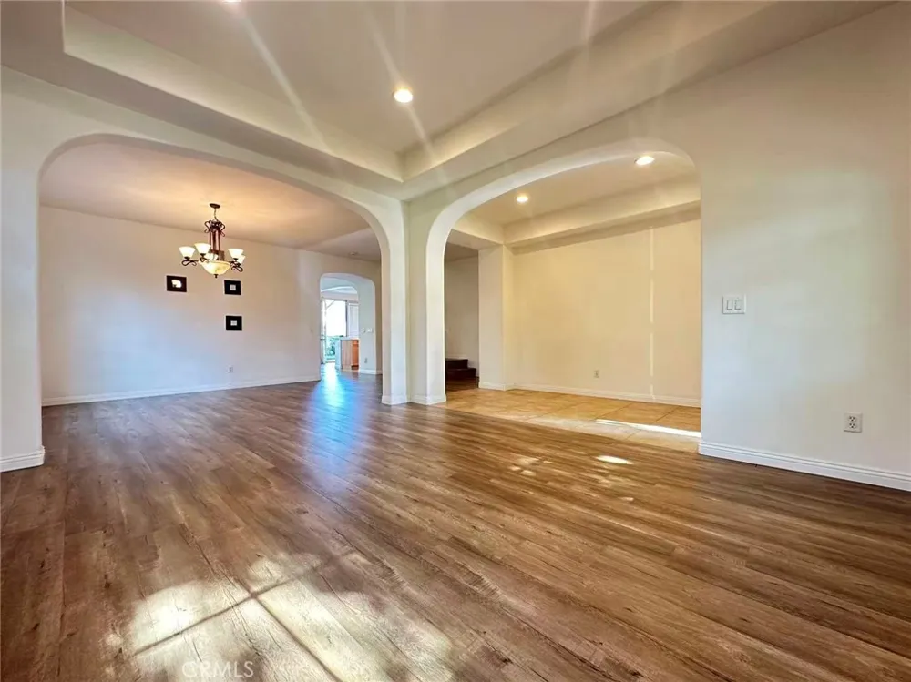 6429 Amber Sky Way Eastvale, CA 92880