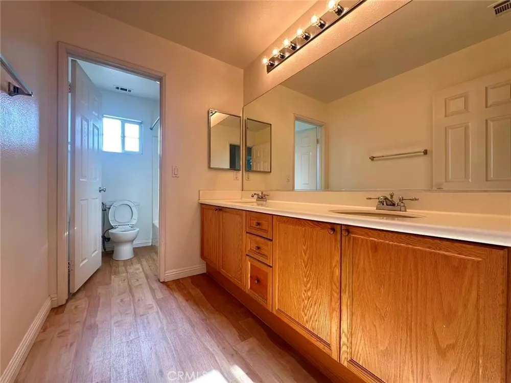 6429 Amber Sky Way Eastvale, CA 92880