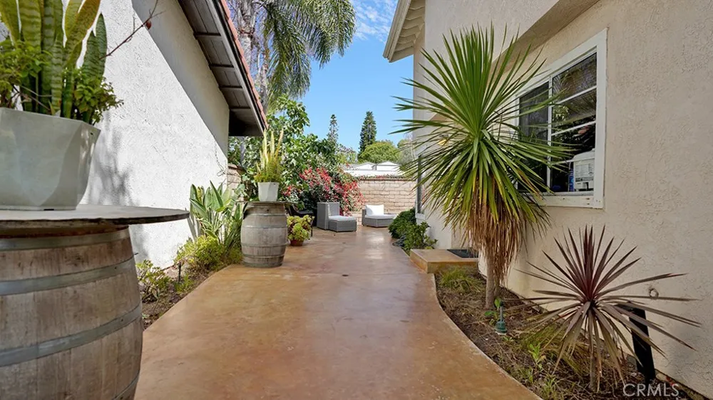 24341 Mira Verde Laguna Niguel, CA 92677