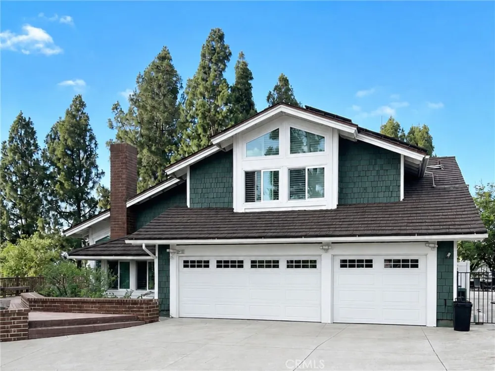 5780 E River Valley Trail Anaheim Hills, CA 92807